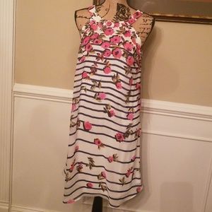 BETSY JOHNSON FLOWER DRESS.  SLEEVELESS